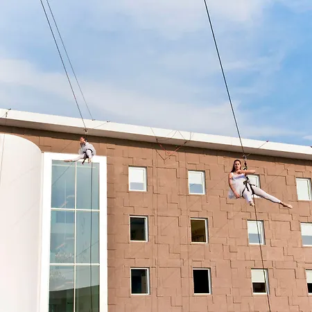 Aiden By Western Jhd Dunant Otel 4*